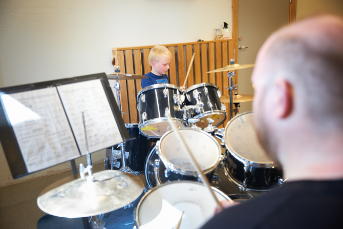 Fra trommeundervisningen.